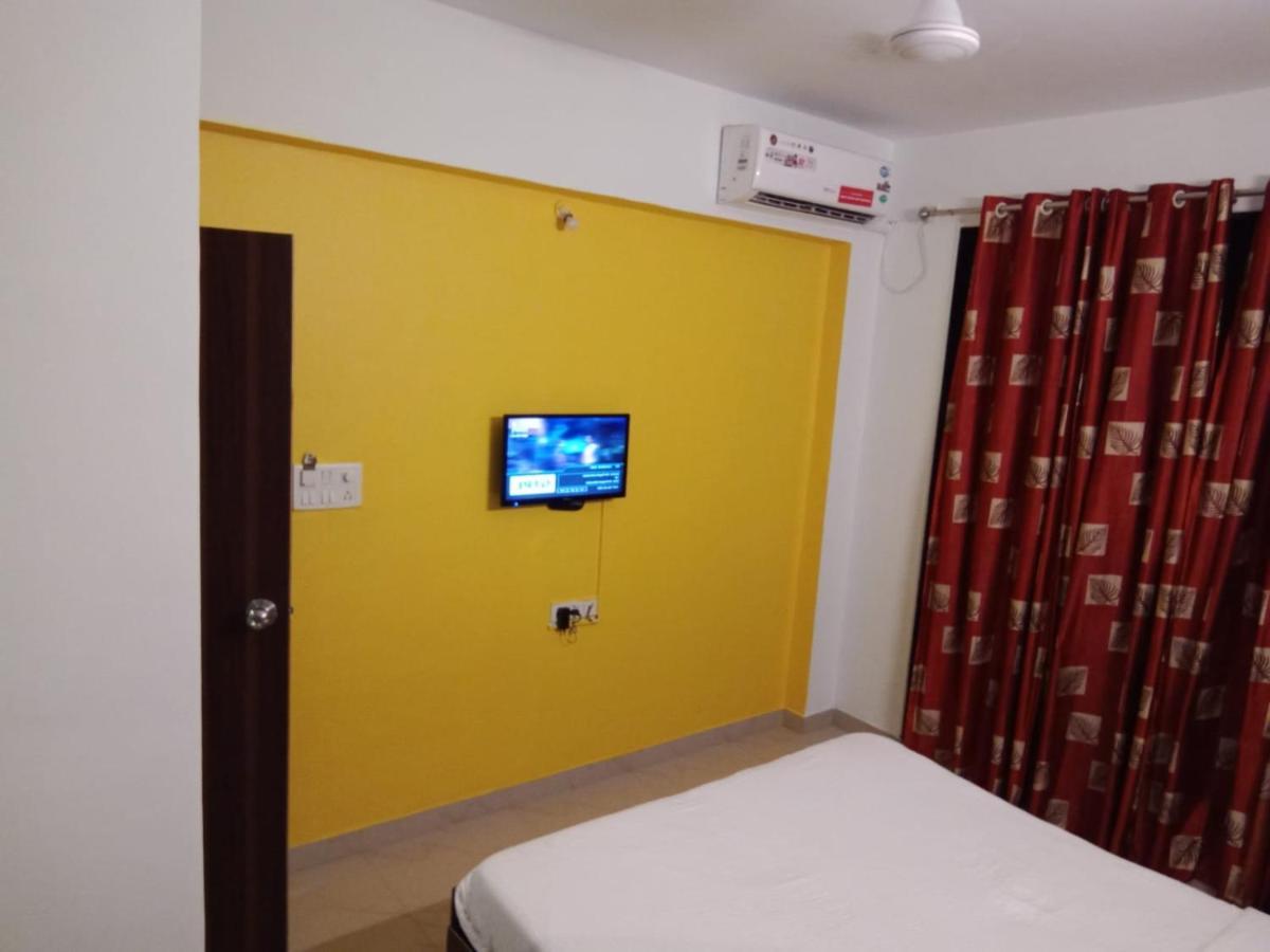 Hotel Nandanvan By Royal Stay ロナバラ エクステリア 写真